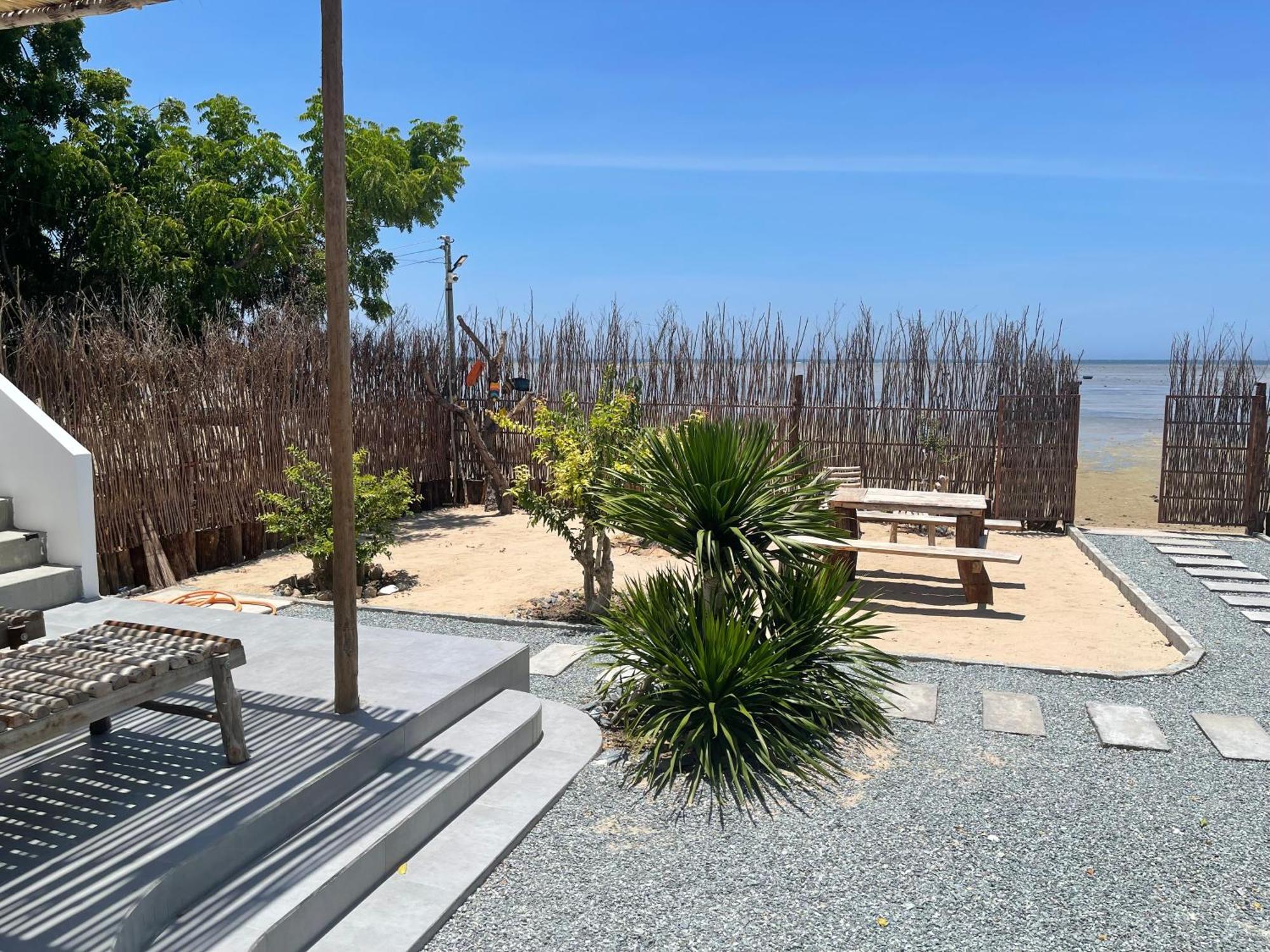 My Hoa Oceanfront Home Ap My Hai Kültér fotó